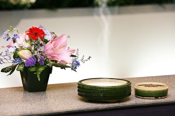 旦那の親戚の葬式に参列する場合のマナー